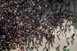 Zuwanderung - Menschenmenge | Avenir Suisse